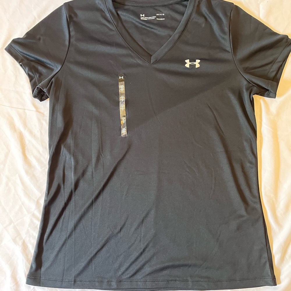 Under Armour black athletic top